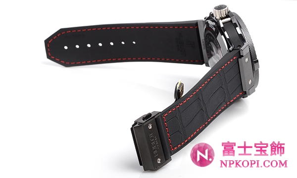 ウブロビッグバン キング レッドマジック世界５００本限定 322.CI.1123.GR